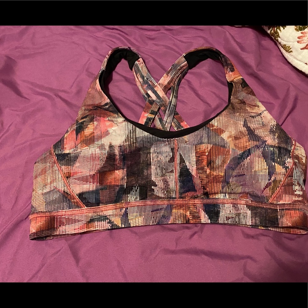 Lululemon size 10 sports bra